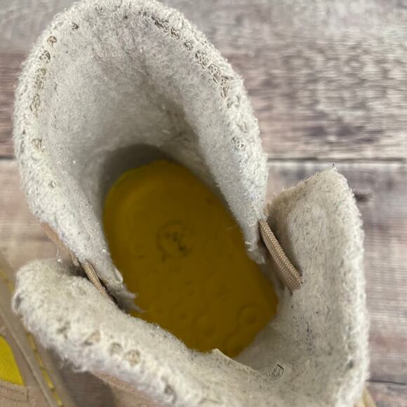 Crocs Faux Fur Boots Childrens Size 9 Sherpa Lined Snow Warm READ CONDITION - Picture 11 of 15